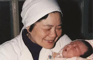 重庆当初第一例“试管婴儿”的现状，32年之后恐怕出乎很多人的预料